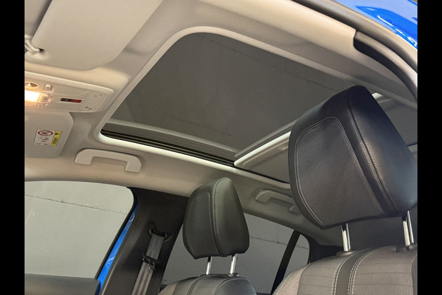Peugeot e-208 EV Allure 50 kWh | Panoramadak | Camera | Apple Carplay | Draadloze lader