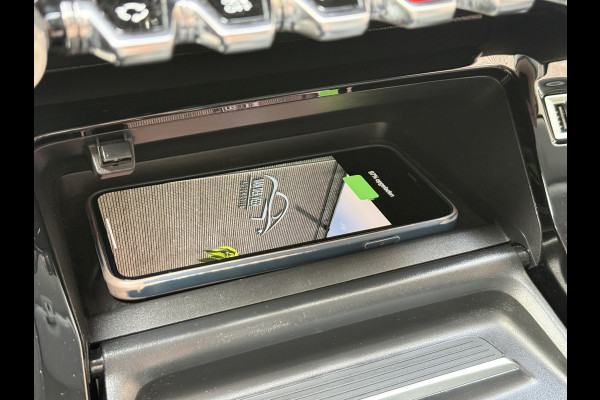 Peugeot e-208 EV Allure 50 kWh | Panoramadak | Camera | Apple Carplay | Draadloze lader