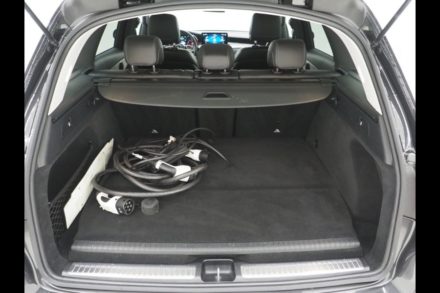 Mercedes-Benz GLC 300e 4MATIC | Camera | Dodehoekdetectie | Cruise | DAB | LED | PDC | Climate