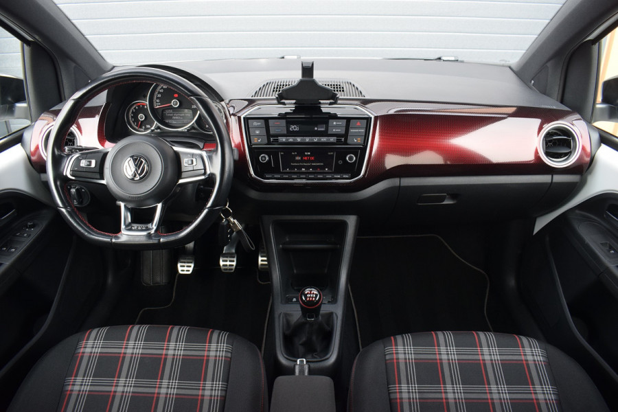 Volkswagen up! GTI 1.0 TSI 116pk | Origineel NL | Pano | Camera | Beats