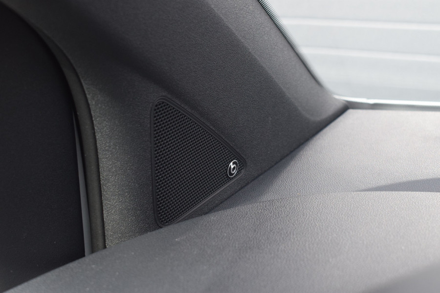 Volkswagen up! GTI 1.0 TSI 116pk | Origineel NL | Pano | Camera | Beats