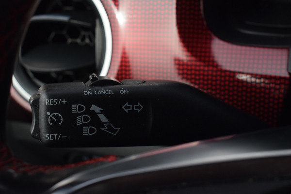 Volkswagen up! GTI 1.0 TSI 116pk | Origineel NL | Pano | Camera | Beats