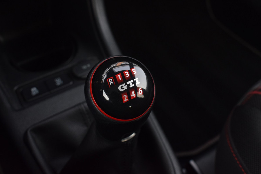 Volkswagen up! GTI 1.0 TSI 116pk | Origineel NL | Pano | Camera | Beats