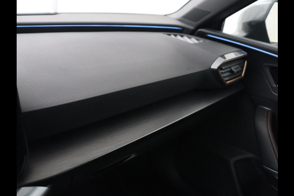 CUPRA Leon 1.4 eHybrid VZ | 245pk | Stoelverwarming | Carplay | Sfeerverlichting | Adaptive cruise | Navigatie | Full LED | Half leder | Stuurverwarming | Camera | Full LED | Keyless | PHEV | Plug In