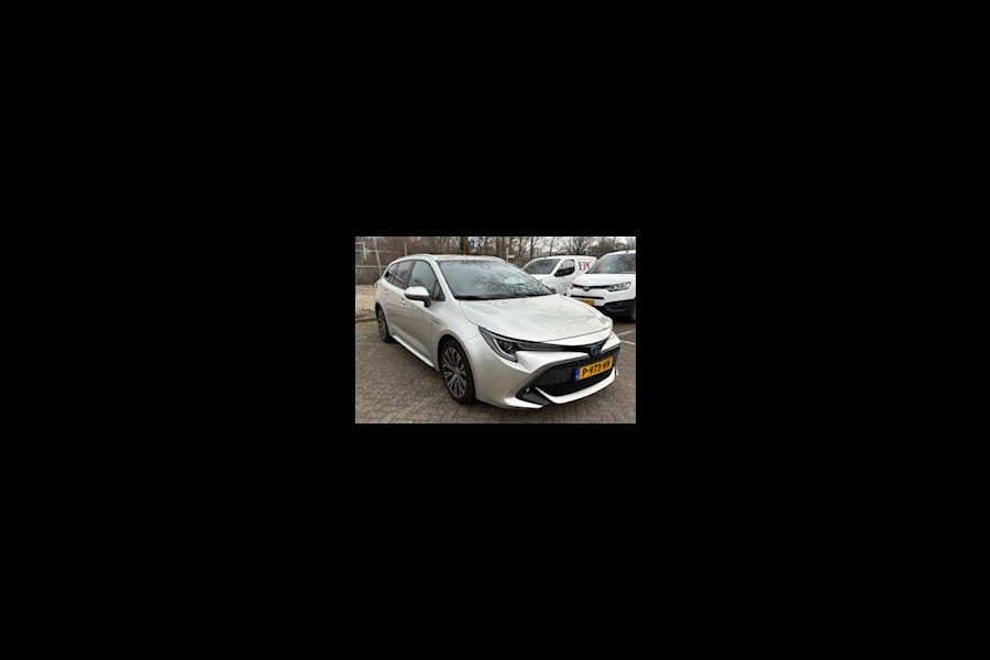 Toyota Corolla Touring Sports 1.8 Hybrid Dynamic Plus | stuur/stoelverwarming | Apple Carplay/Android auto | Navigatie