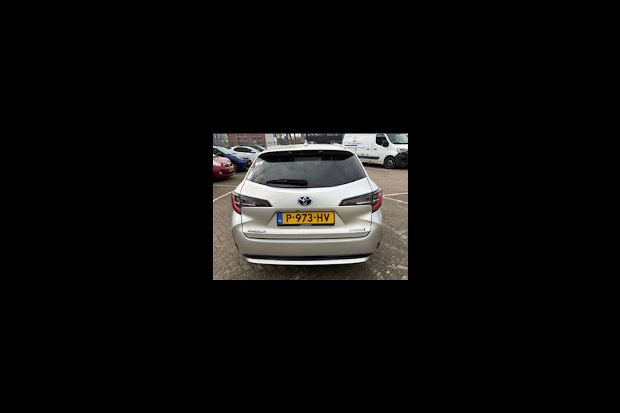 Toyota Corolla Touring Sports 1.8 Hybrid Dynamic Plus | stuur/stoelverwarming | Apple Carplay/Android auto | Navigatie