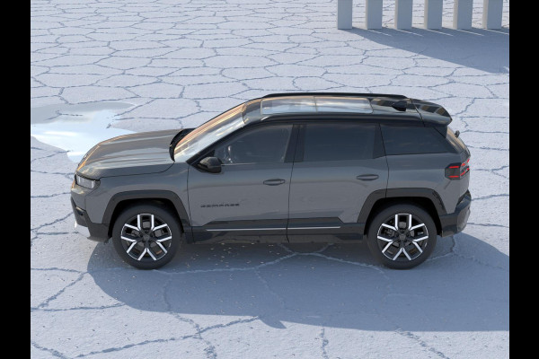 Jeep Compass First Edition 74 kWh | Uit voorraad leverbaar !| Adapt. Cruise | Camera | Carplay | 20" | Elektr. A-Klep | Navi | Winter Pack | Schuif/Kanteldak | Premium Pack | Conv. Pack | Warmtepomp