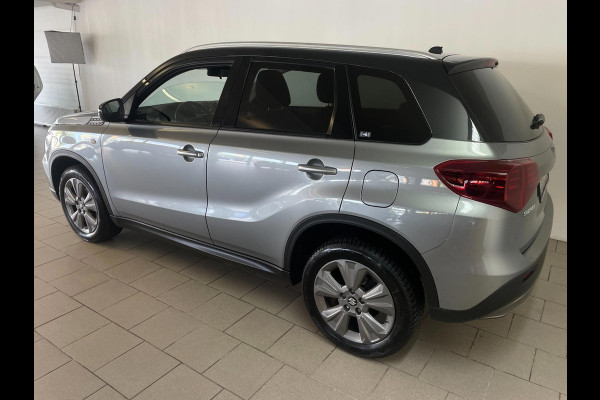 Suzuki Vitara 1.4 Boosterjet Select Smart Hybrid AIRCO NAVI CRUISE TREKHAAK ELEK RAMEN CENT VERG VELGEN NIEUWSTAAT