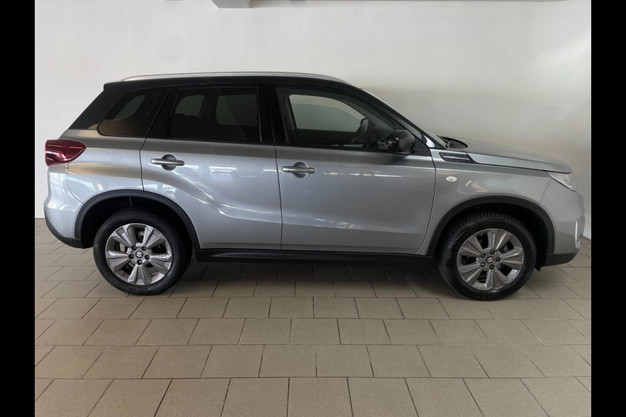 Suzuki Vitara 1.4 Boosterjet Select Smart Hybrid AIRCO NAVI CRUISE TREKHAAK ELEK RAMEN CENT VERG VELGEN NIEUWSTAAT