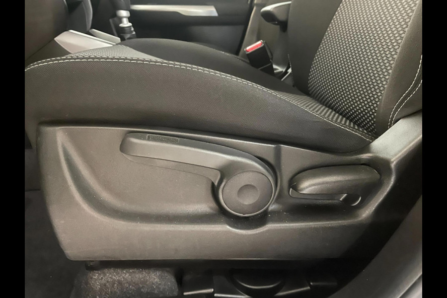 Suzuki Vitara 1.4 Boosterjet Select Smart Hybrid AIRCO NAVI CRUISE TREKHAAK ELEK RAMEN CENT VERG VELGEN NIEUWSTAAT