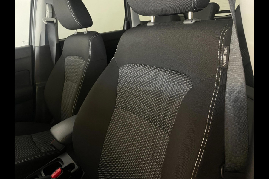 Suzuki Vitara 1.4 Boosterjet Select Smart Hybrid AIRCO NAVI CRUISE TREKHAAK ELEK RAMEN CENT VERG VELGEN NIEUWSTAAT
