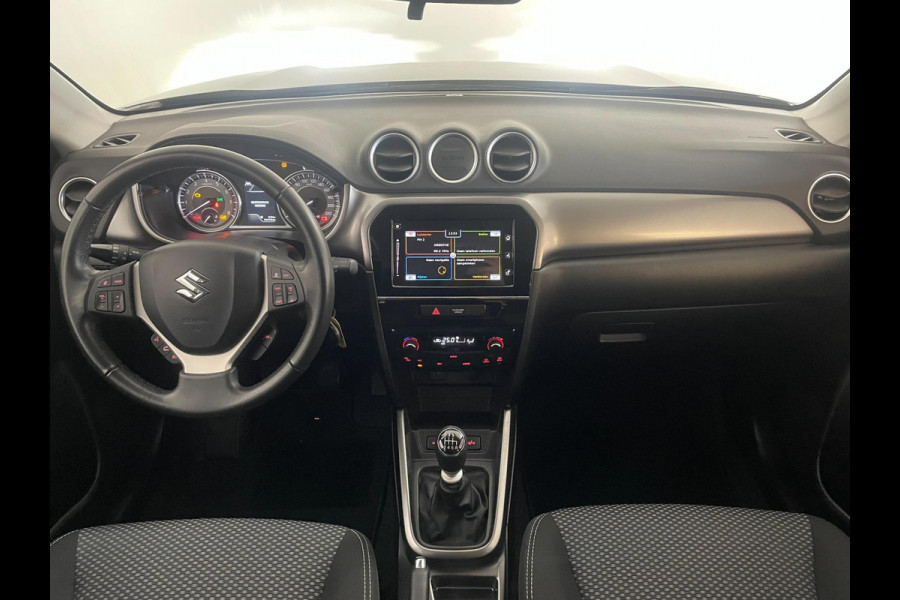 Suzuki Vitara 1.4 Boosterjet Select Smart Hybrid AIRCO NAVI CRUISE TREKHAAK ELEK RAMEN CENT VERG VELGEN NIEUWSTAAT