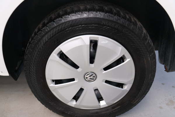 Volkswagen Transporter 2.0 TDI L2H1 28 - N.A.P. Airco, Cruise, Carplay, PDC, Trekhaak.