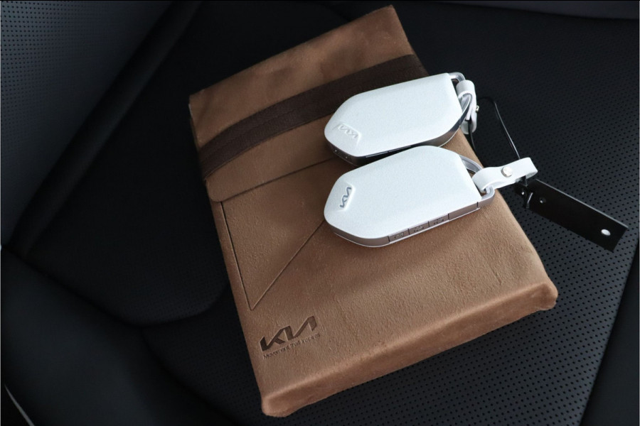 Kia EV5 - GT-Line Business Edition 81.4 kWh - Panoramadak met schuif-/kantelfunctie - Stoel-/Stuurverwarming - Apple Carplay/Android Auto - Elektrische Achterklep - Fabrieksgarantie tot 2033