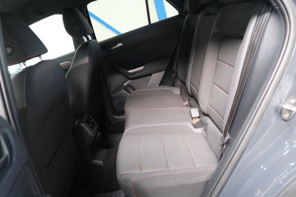 Volkswagen T-Roc 1.5 TSI Sport Business R-Line Automaat - N.A.P. Airco, Cruise, Virtual Display, Carplay.