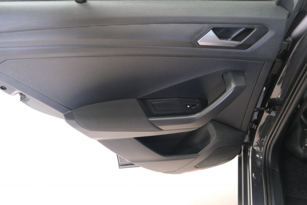 Volkswagen T-Roc 1.5 TSI Sport Business R-Line Automaat - N.A.P. Airco, Cruise, Virtual Display, Carplay.