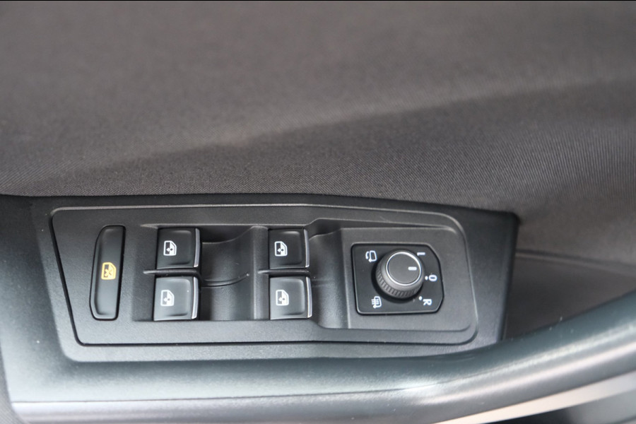 Volkswagen T-Roc 1.5 TSI Sport Business R-Line Automaat - N.A.P. Airco, Cruise, Virtual Display, Carplay.