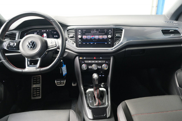 Volkswagen T-Roc 1.5 TSI Sport Business R-Line Automaat - N.A.P. Airco, Cruise, Virtual Display, Carplay.