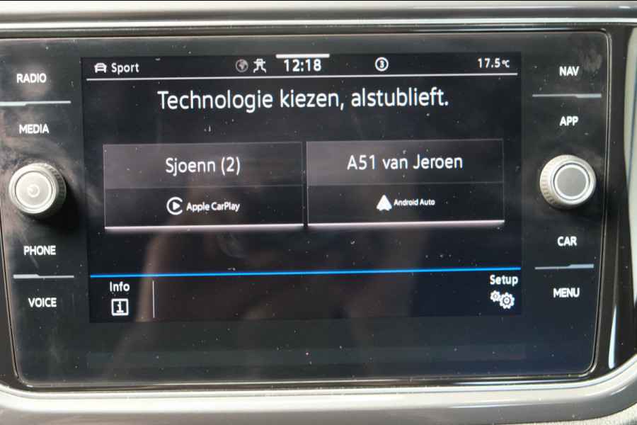 Volkswagen T-Roc 1.5 TSI Sport Business R-Line Automaat - N.A.P. Airco, Cruise, Virtual Display, Carplay.