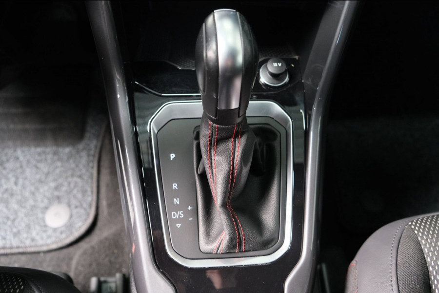 Volkswagen T-Roc 1.5 TSI Sport Business R-Line Automaat - N.A.P. Airco, Cruise, Virtual Display, Carplay.