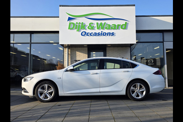 Opel Insignia Grand Sport 1.5 Turbo Business Executive Automaat – Parkeersensor - Navi – Luxe - Nap –