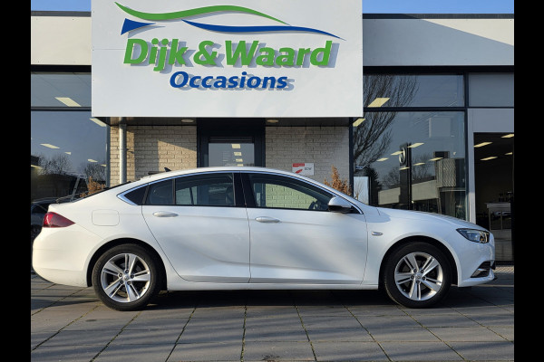 Opel Insignia Grand Sport 1.5 Turbo Business Executive Automaat – Parkeersensor - Navi – Luxe - Nap –