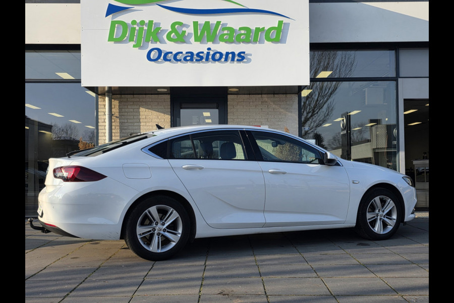 Opel Insignia Grand Sport 1.5 Turbo Business Executive Automaat – Parkeersensor - Navi – Luxe - Nap –