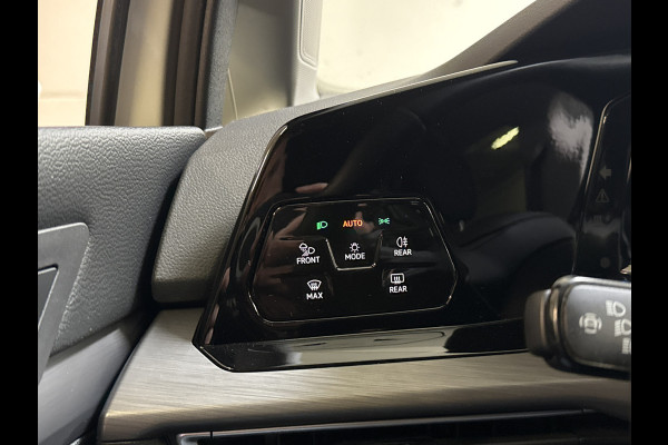Volkswagen Golf 1.4 eHybrid 204PK DSG STYLE CAMERA/NAVI/STUURVERW.