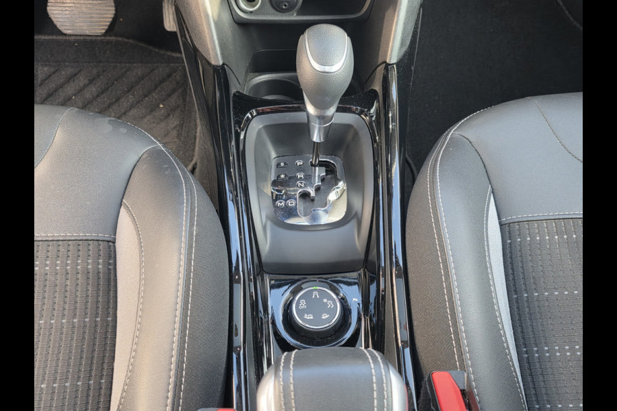 Peugeot 2008 1.2 PureTech Allure Automaat – Panoramadak – Camera – Half-leder