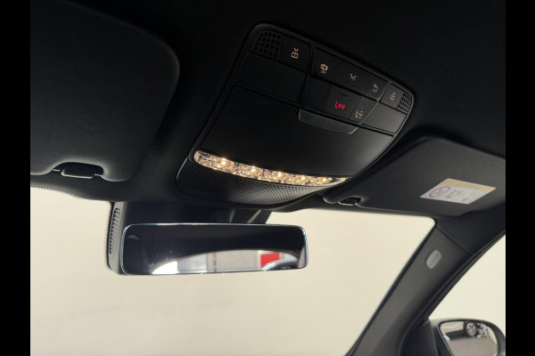 Mercedes-Benz GLC 300e 4MATIC Automaat PHEV AMG Line | Navigatie | Cruise Control | Parkeersensoren | Stoelverwarming | Panorama dak | Matrix LED-koplampen | Virtual Cockpit | Surround-systeem Burmester | Inductielader