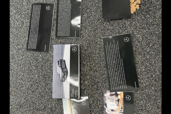 Mercedes-Benz GLC 300e 4MATIC Automaat PHEV AMG Line | Navigatie | Cruise Control | Parkeersensoren | Stoelverwarming | Panorama dak | Matrix LED-koplampen | Virtual Cockpit | Surround-systeem Burmester | Inductielader