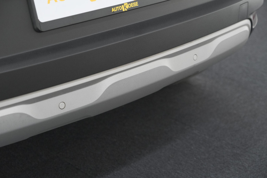 Renault Captur 1.6 E-Tech Plug-in Hybrid 160 Intens | Pack Winter | Apple Carplay | 9.3 Inch Groot Scherm | Parkeersensoren