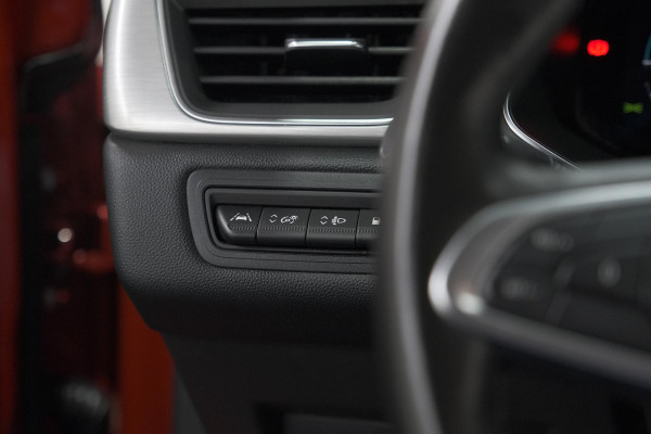 Renault Captur 1.6 E-Tech Plug-in Hybrid 160 Intens | Pack Winter | Apple Carplay | 9.3 Inch Groot Scherm | Parkeersensoren