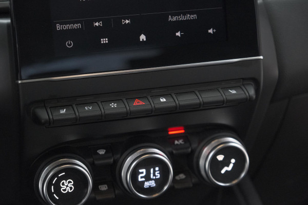 Renault Captur 1.6 E-Tech Plug-in Hybrid 160 Intens | Pack Winter | Apple Carplay | 9.3 Inch Groot Scherm | Parkeersensoren