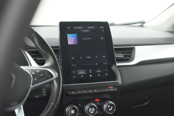 Renault Captur 1.6 E-Tech Plug-in Hybrid 160 Intens | Pack Winter | Apple Carplay | 9.3 Inch Groot Scherm | Parkeersensoren