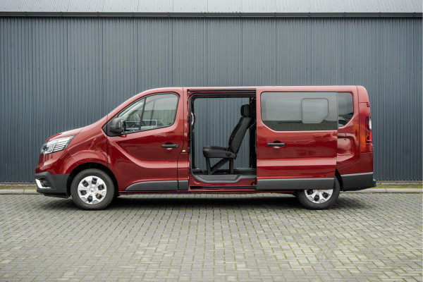 Renault Trafic Blue dCi 150PK | L2H1 | 9-Zits | LED | Camera | Navi | Zijschuifdeur R+L | Cruise | Airco | PDC