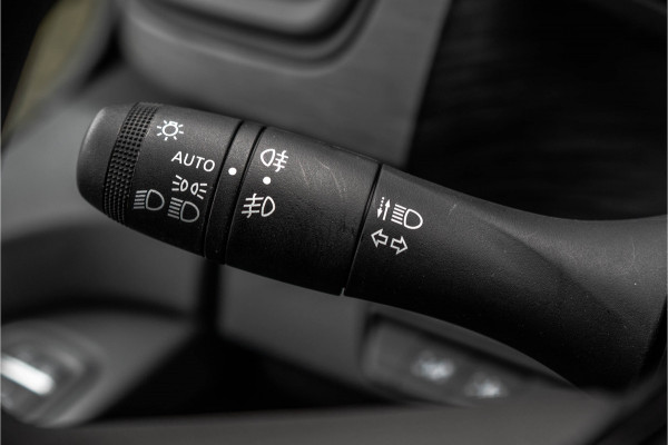 Renault Trafic Blue dCi 150PK | L2H1 | 9-Zits | Incl. BTW/BPM | LED LED | Camera | Navi | Zijschuifdeur R+L | Cruise | Airco | PDC