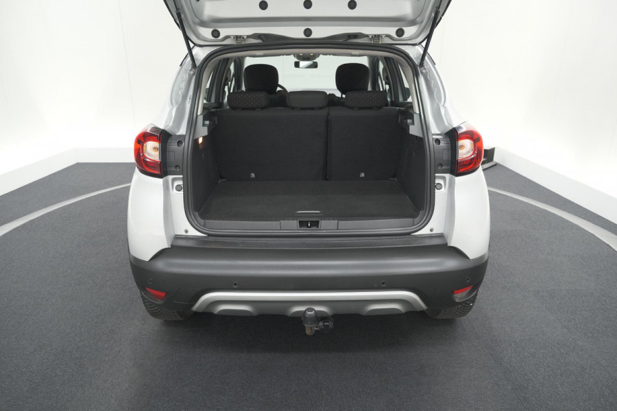 Renault Captur TCe 90 Intens | Trekhaak | AllSeason banden | Navigatie | Parkeersensoren