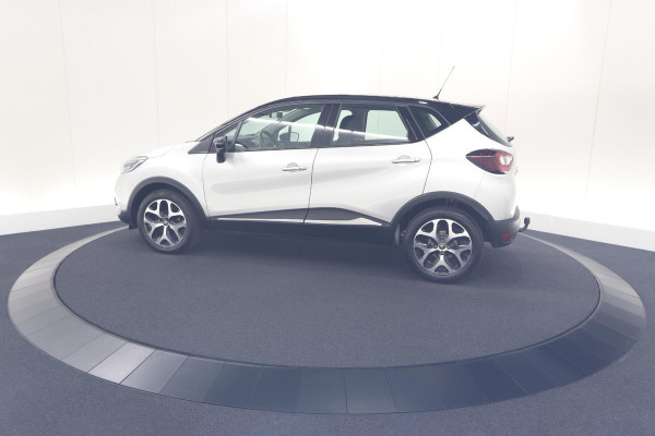 Renault Captur TCe 90 Intens | Trekhaak | AllSeason banden | Navigatie | Parkeersensoren