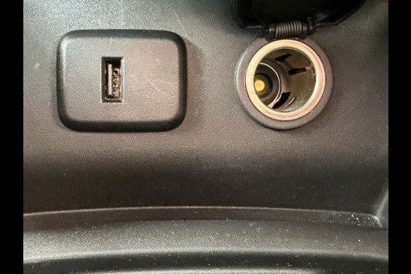 Opel CORSA-E 1.4 BLACK EDITION