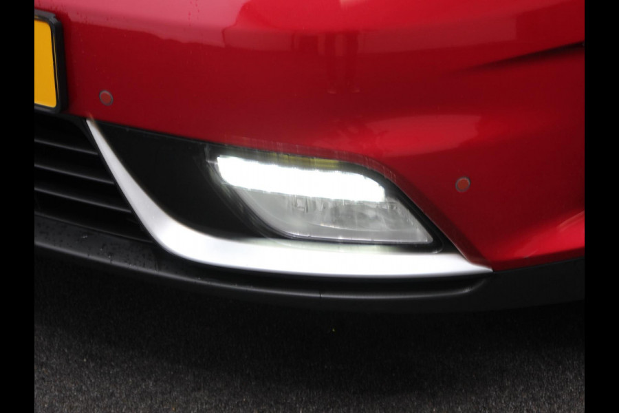 Kia Niro 1.6 GDi Automaat Hybrid DynamicLine | Trekhaak | Navigatie | Camera | Parkeer sensoren V+A | Cruise Control | Lichtmetalen Velgen | Extra getint glas | Keyless