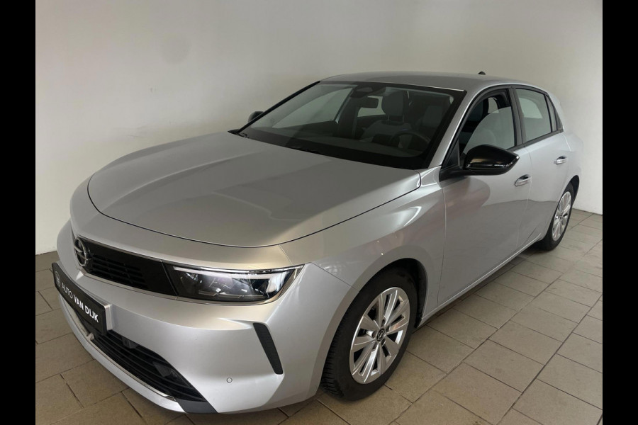 Opel Astra 1.2 Edition 110PK AIRCO NAVI CRUISE TREKHAAK ELEK RAMEN APPLE CARPLAY MULTI STUUR START KNOP VELGEN NIEUWSTAAT