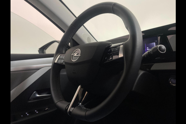 Opel Astra 1.2 Edition 110PK AIRCO NAVI CRUISE TREKHAAK ELEK RAMEN APPLE CARPLAY MULTI STUUR START KNOP VELGEN NIEUWSTAAT