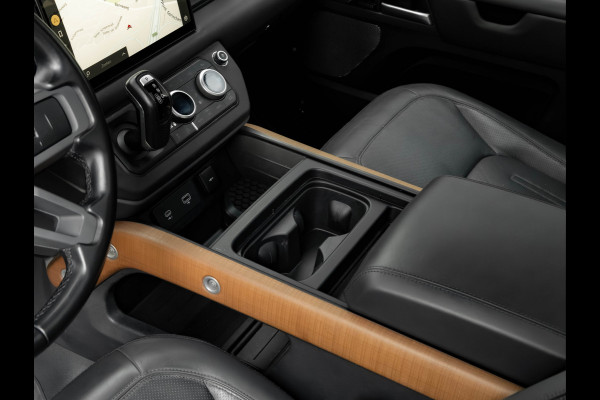 Land Rover Defender 110 3.0 P400 HSE - Panoramadak - 23 inch Urban