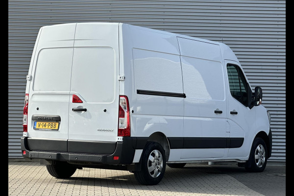 Renault Master T35 2.3 dCi 135 L2H2 Navi|Airco|LED|camera