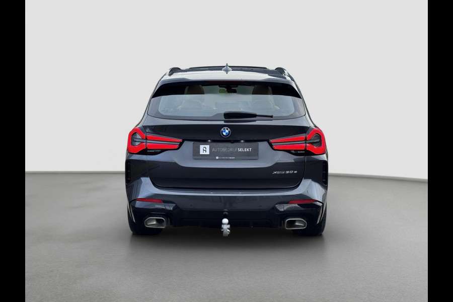 BMW X3 XDrive30e M-Sport | Pano | Elektrische stoelen | Trekhaak | Sfeerverlichting | Keyless | Carplay | Dealer onderhouden
