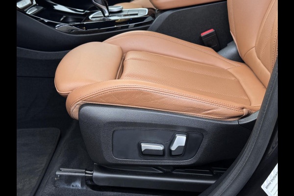 BMW X3 XDrive30e M-Sport | Pano | Elektrische stoelen | Trekhaak | Sfeerverlichting | Keyless | Carplay | Dealer onderhouden