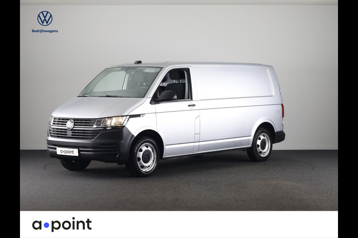 Volkswagen Transporter 2.0 TDI L2H1 32 150PK DSG | Navigatie via app | Parkeersensoren | Trekhaak |