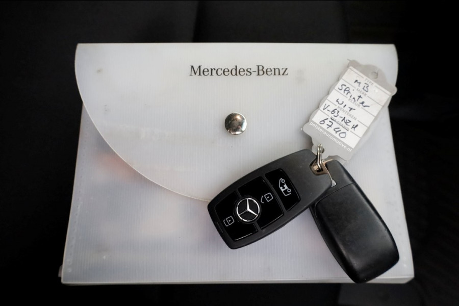 Mercedes-Benz Sprinter 315 CDI 150pk RWD 9G-Automaat L2H2 LED/Airco/Camera 12-2020