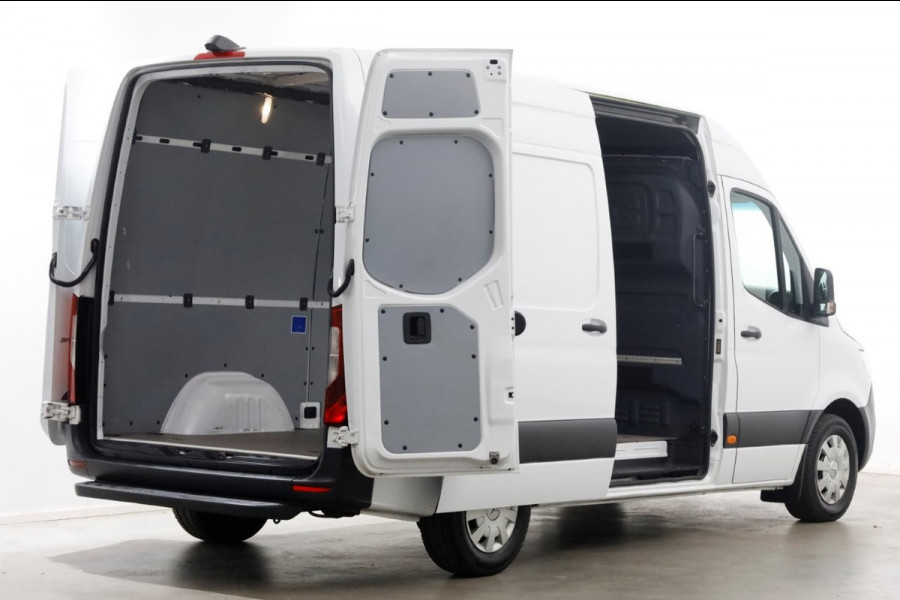 Mercedes-Benz Sprinter 315 CDI 150pk RWD 9G-Automaat L2H2 LED/Airco/Camera 12-2020